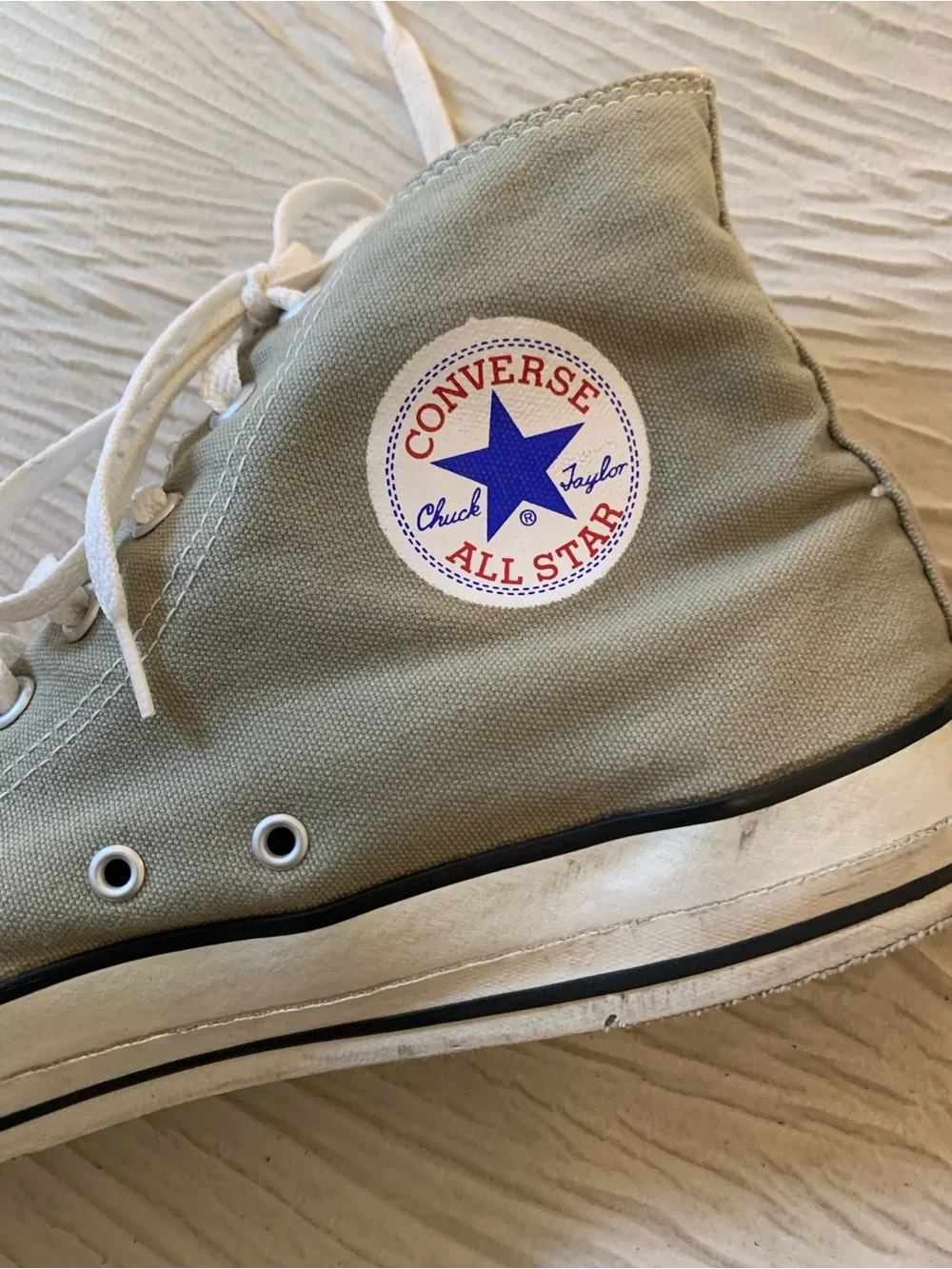 Vintage 90s/Y2K Converse Made in USA Sage Green High Top Sneakers, sz. 12.5